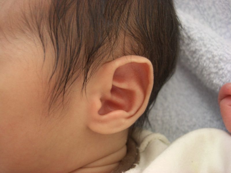 赤ちゃんの中耳炎は風邪が原因？